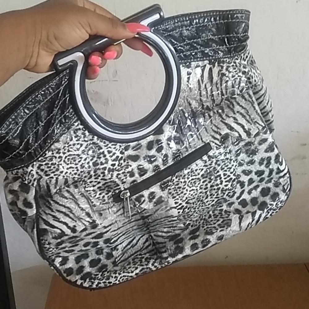 Purse - Picture 2 of 2